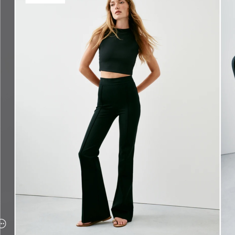 SPANXsmooth™ PerfectFit Ponte Flare Pant sz S petite